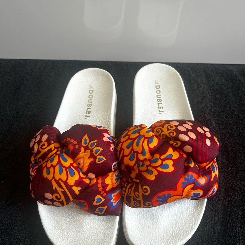 DOUBLE J Women's White and Multicolor Slide Sandals